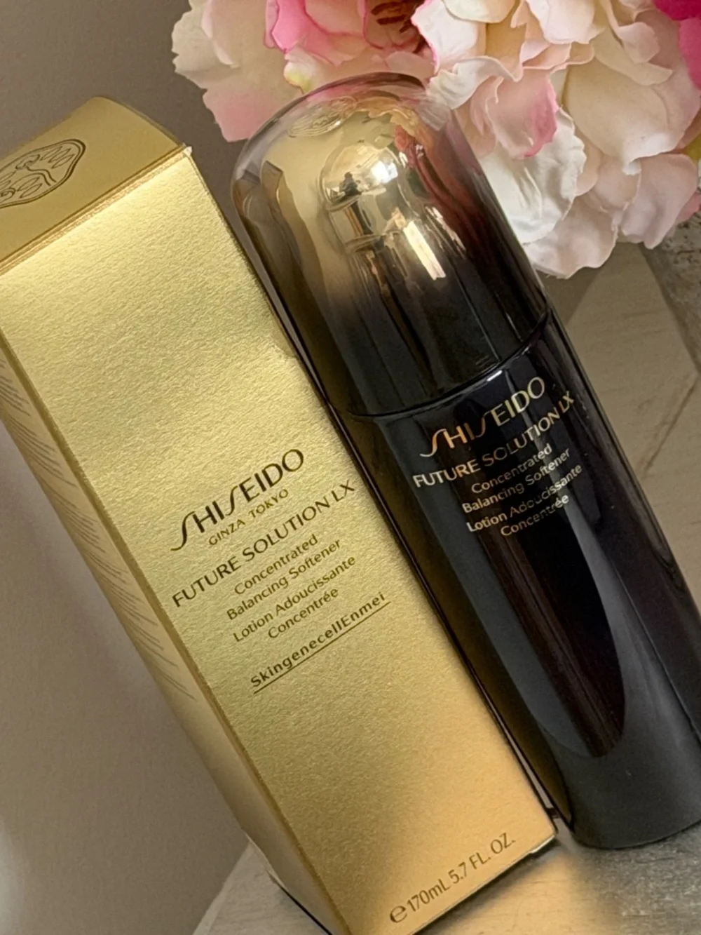 Future Solution LX by Shiseido